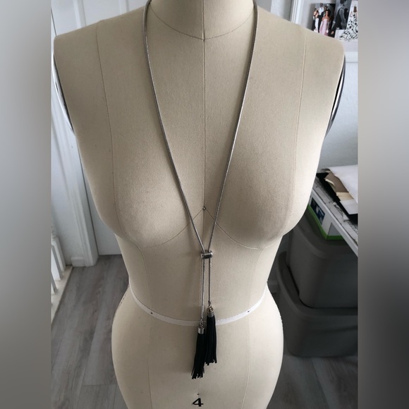 White House Black market long tassel necklace. - Picture 3 of 6